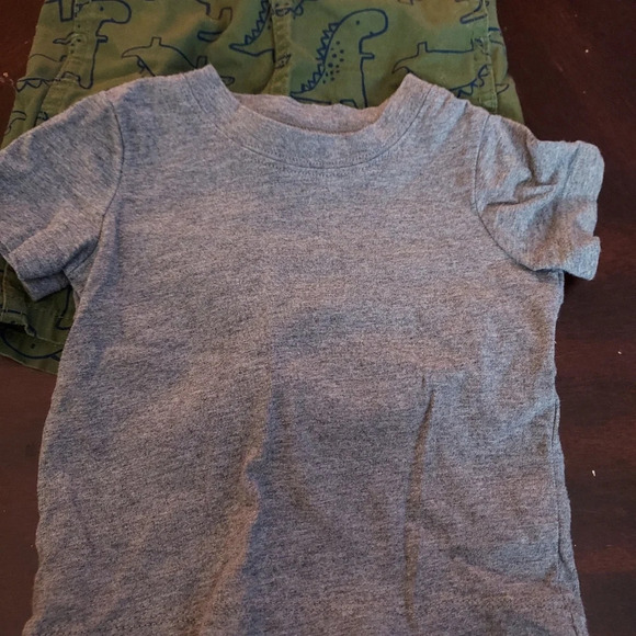 Carter’s Baby Boy’s 2 Piece Dinosaur T Shirt & Short Overalls Set Size 6M - Picture 7 of 9